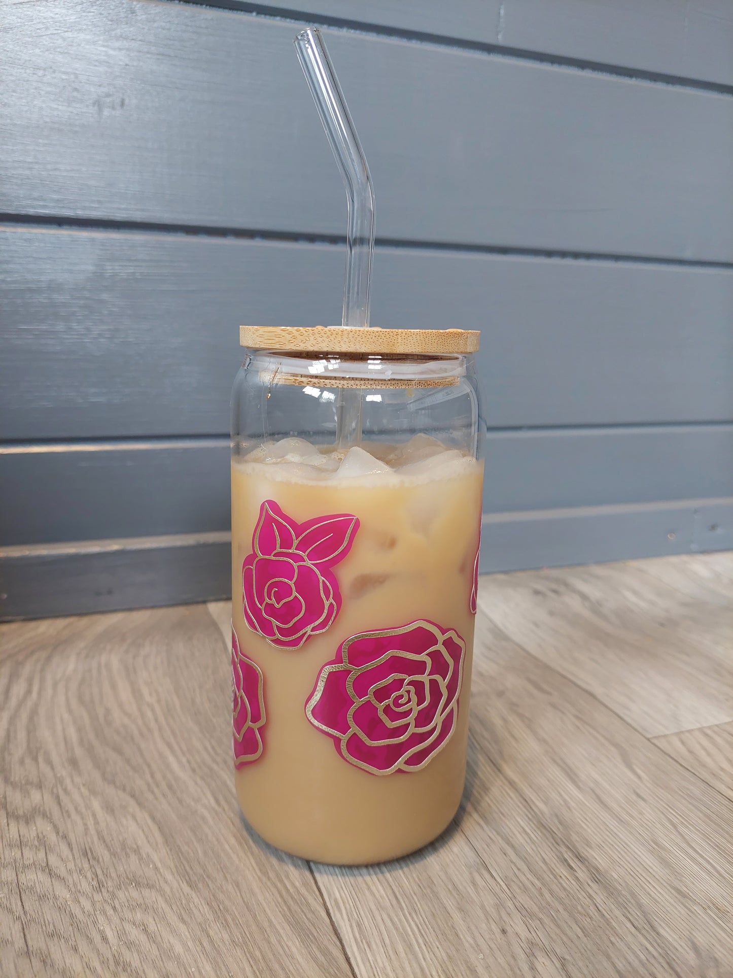 Colour Changing Rose Design Can Style Glass With Bamboo Lid and Glass Straw